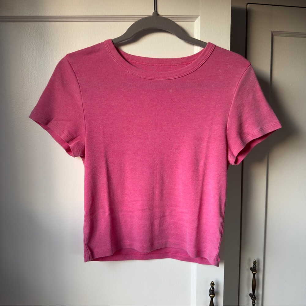 American Eagle Pink Baby Crop Tee Large